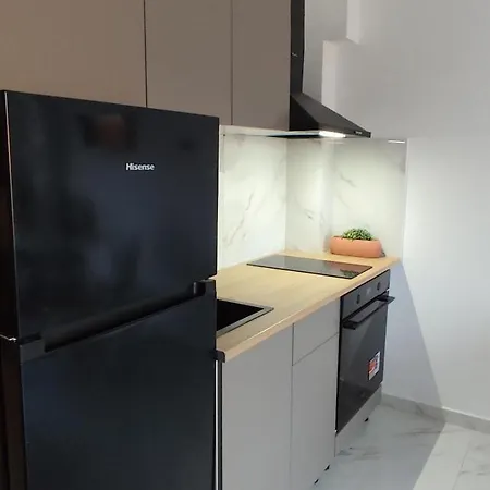 Vintage Neos Marmaras