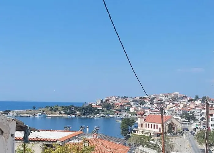 Vintage Néos Marmarás